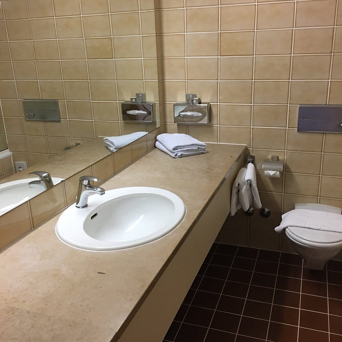 Alpenland Sporthotel bathroom sink