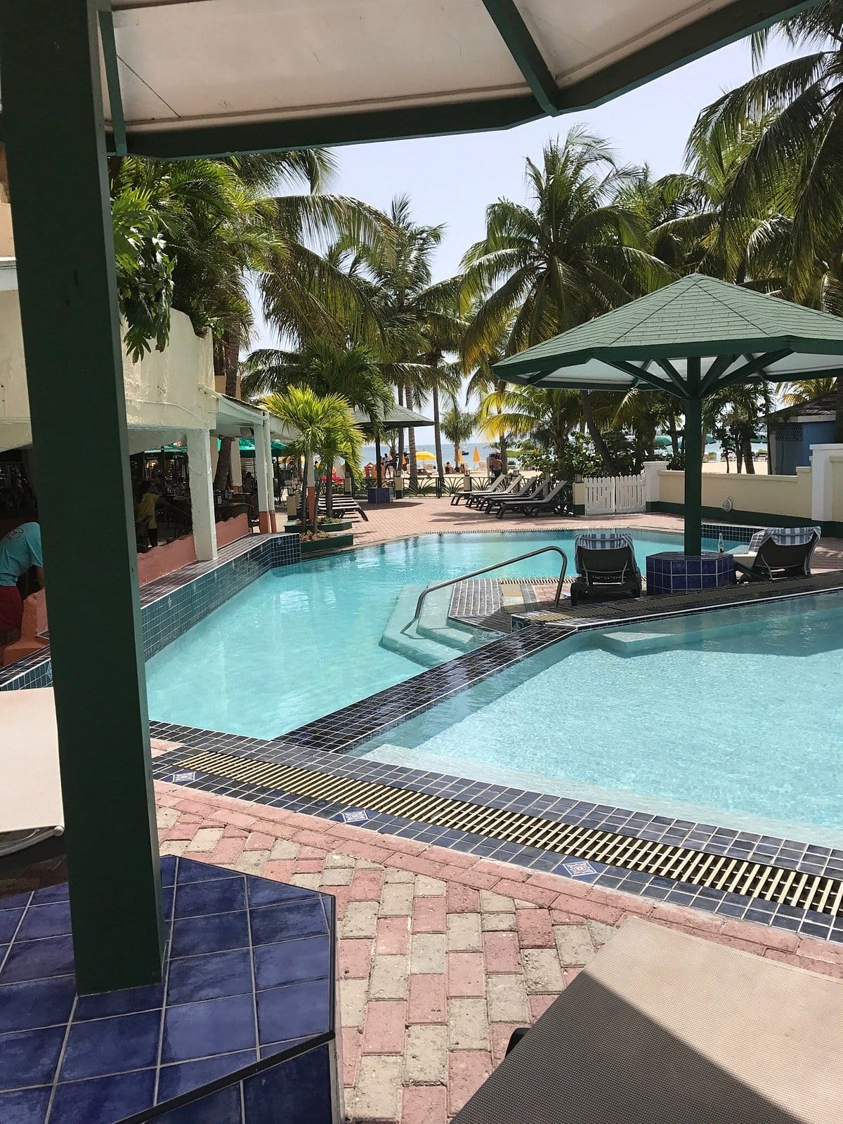 Atrium Resort On Simpson Bay Beach