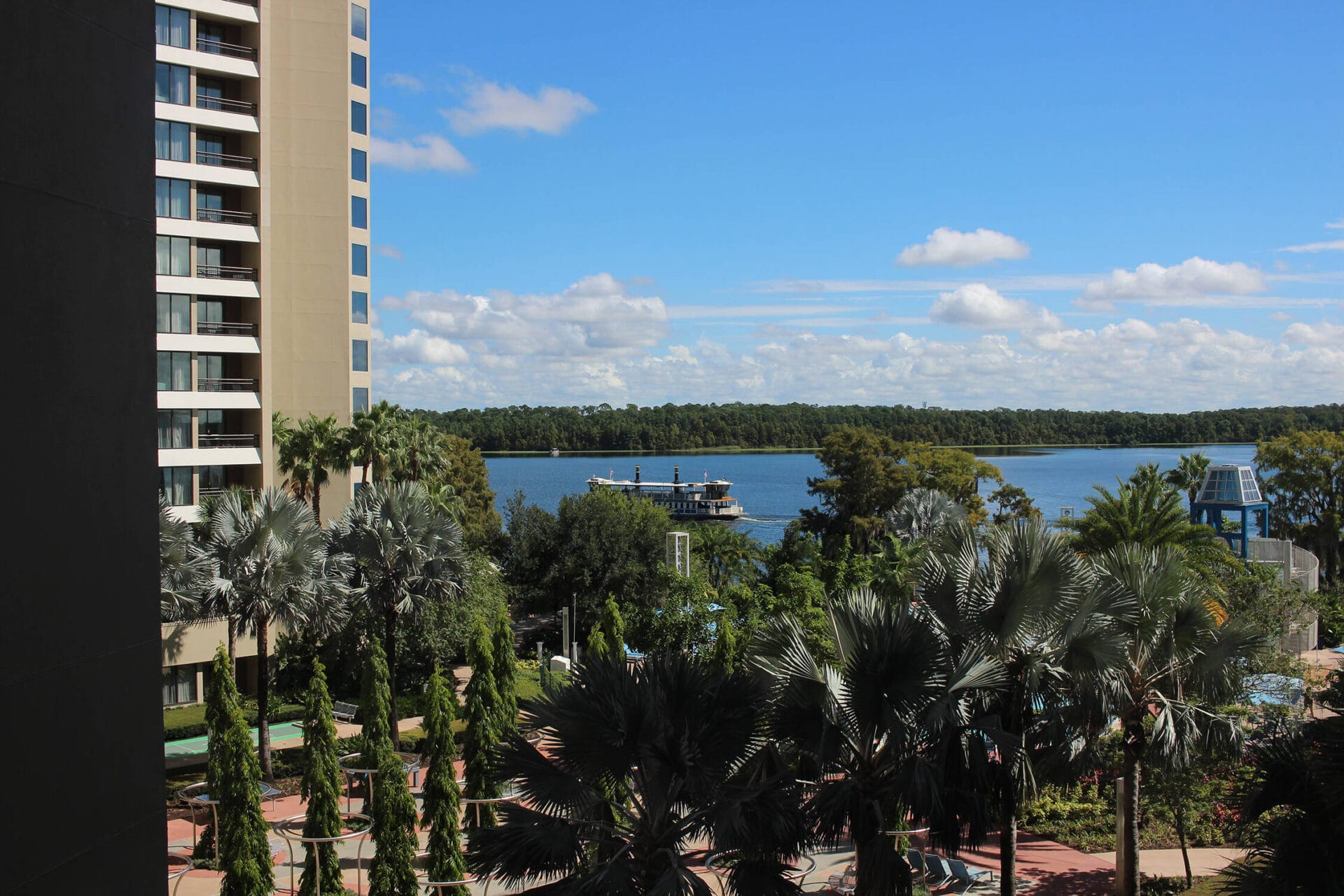 Disney’s Bay Lake Tower At The Contemporary Boat View