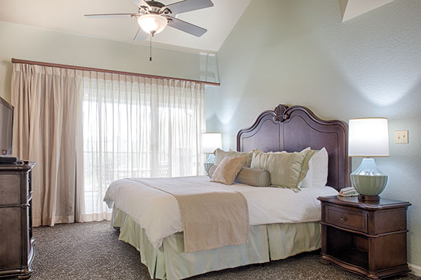 Wyndham Branson at The Meadows Master Bedroom