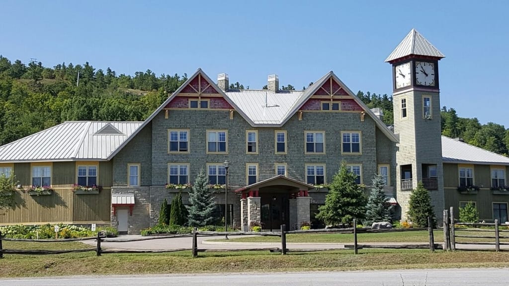 Calabogie Peaks Hotel