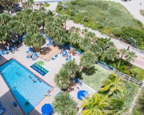 Crystal Beach Suites And Health Club