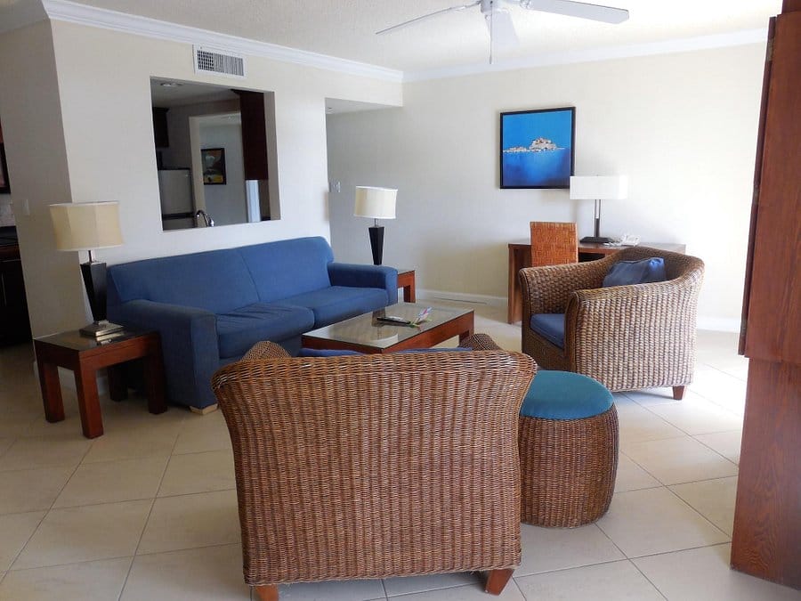 divi little bay living area