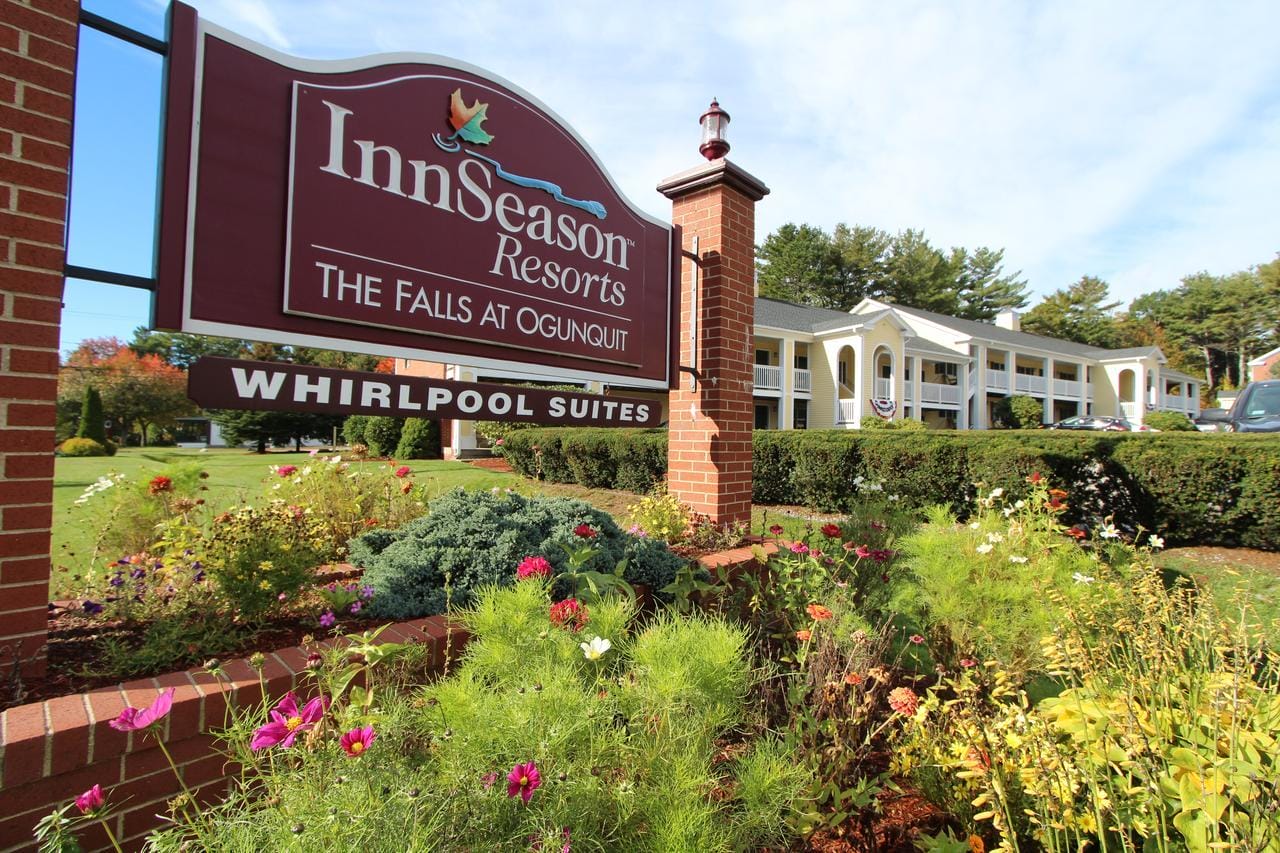 The Falls At Ogunquit Sign