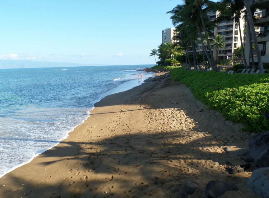 Kahana Beach Resort