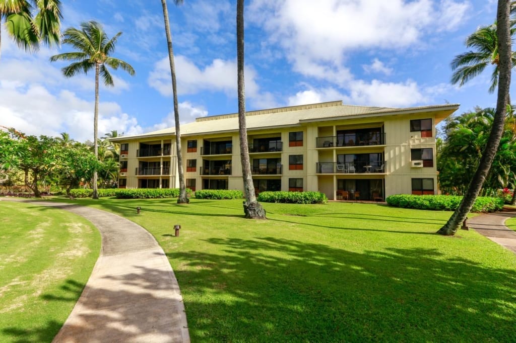 Pahio At Kauai Beach Villas — Exterior