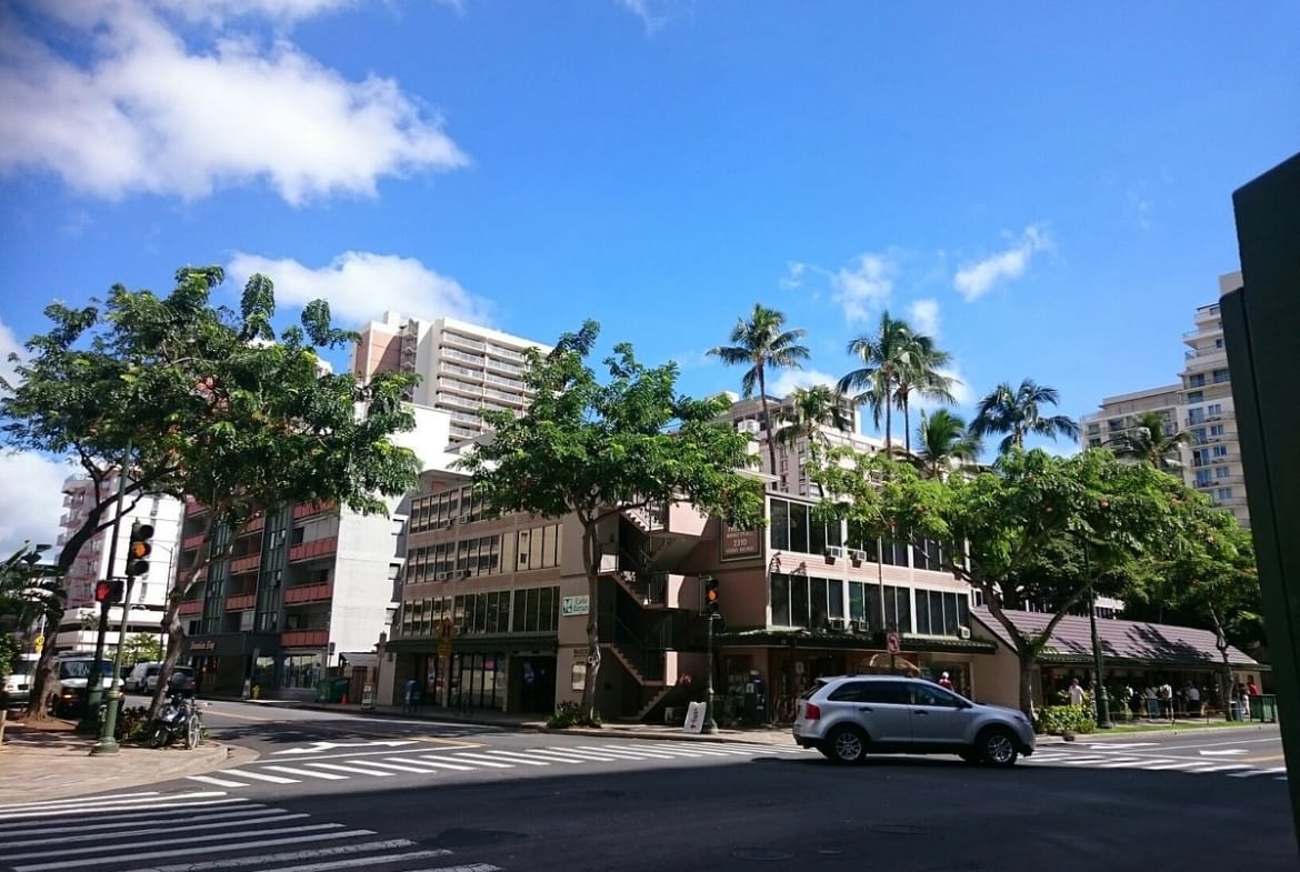 Kuhio Banyan Club