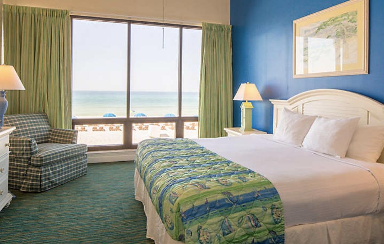 Landmark Holiday Beach Resort — Bedroom