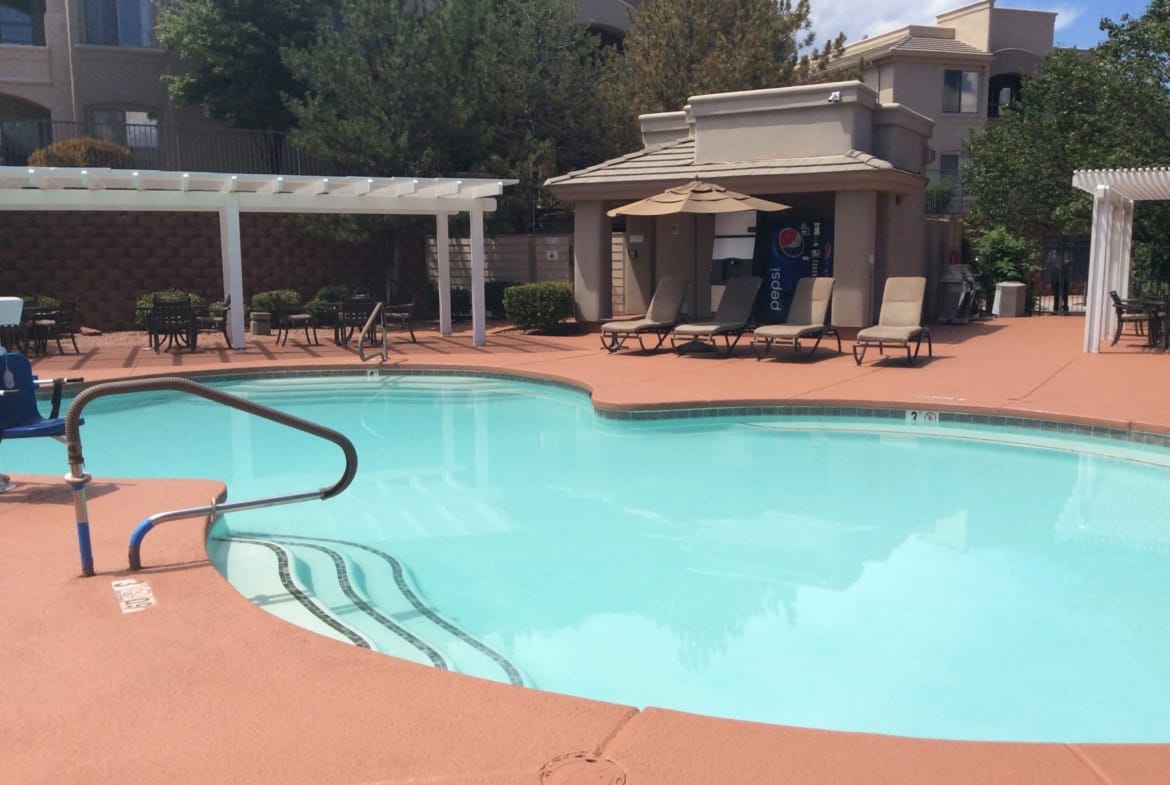 pool at sedona golf resort