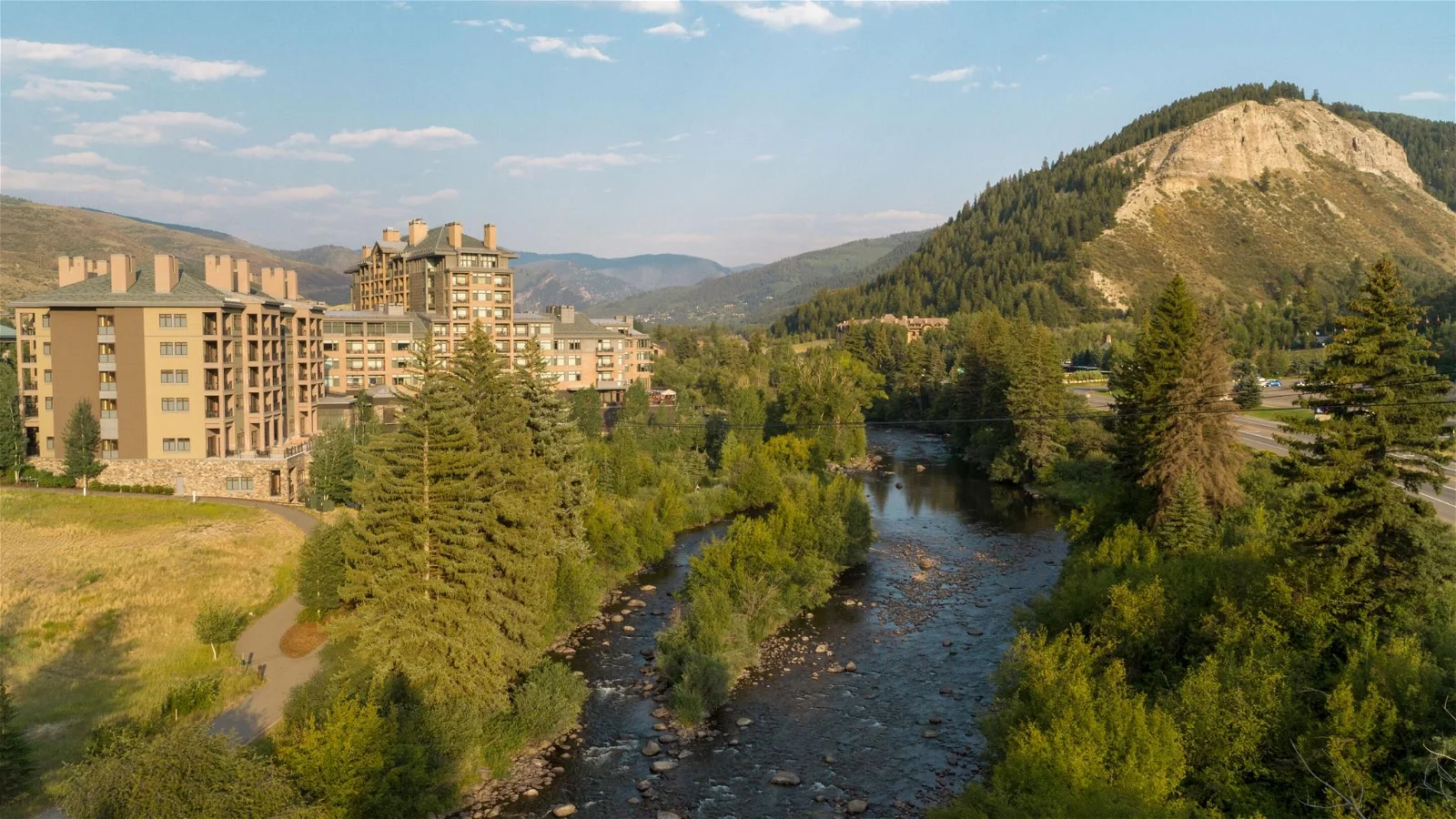 The Westin Riverfront Mountain Villas Exterior