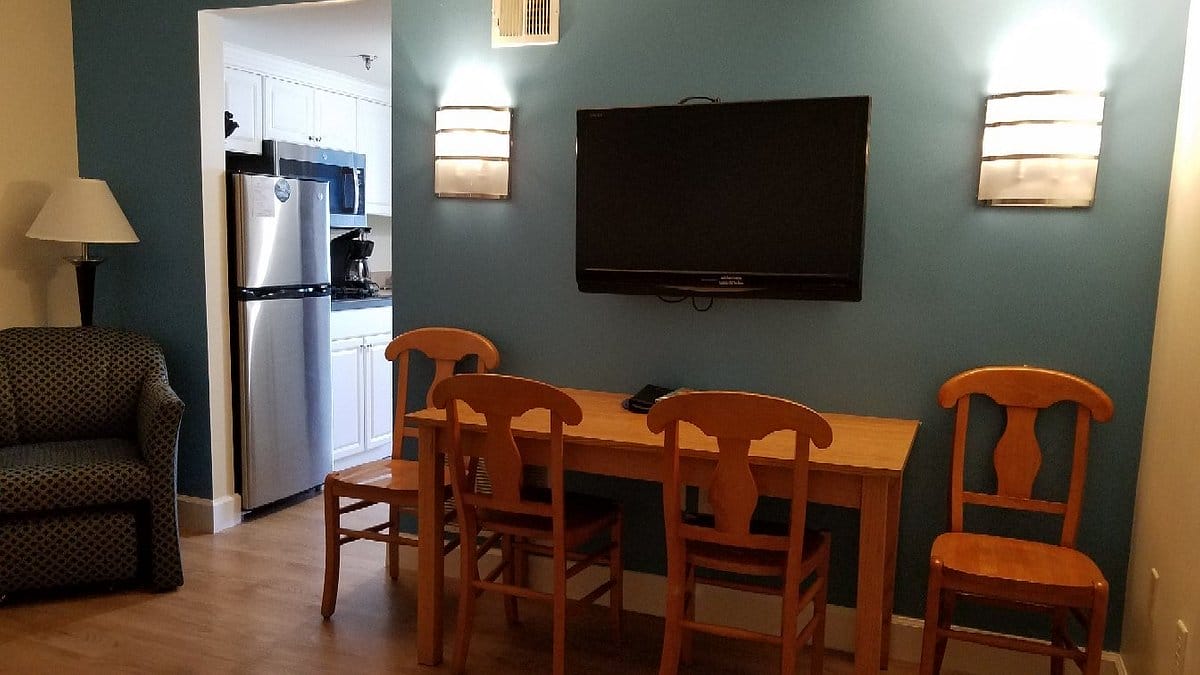 VSA Resorts dining area