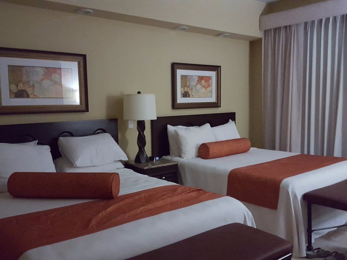 Vacation Internationale Torres Mazatlan bedroom