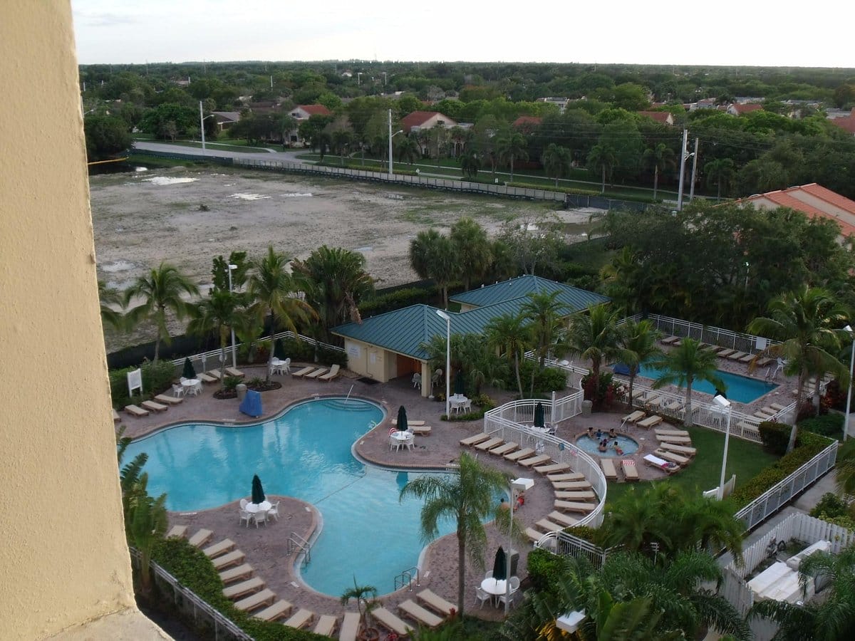 Vacation Village At Bonaventure overview