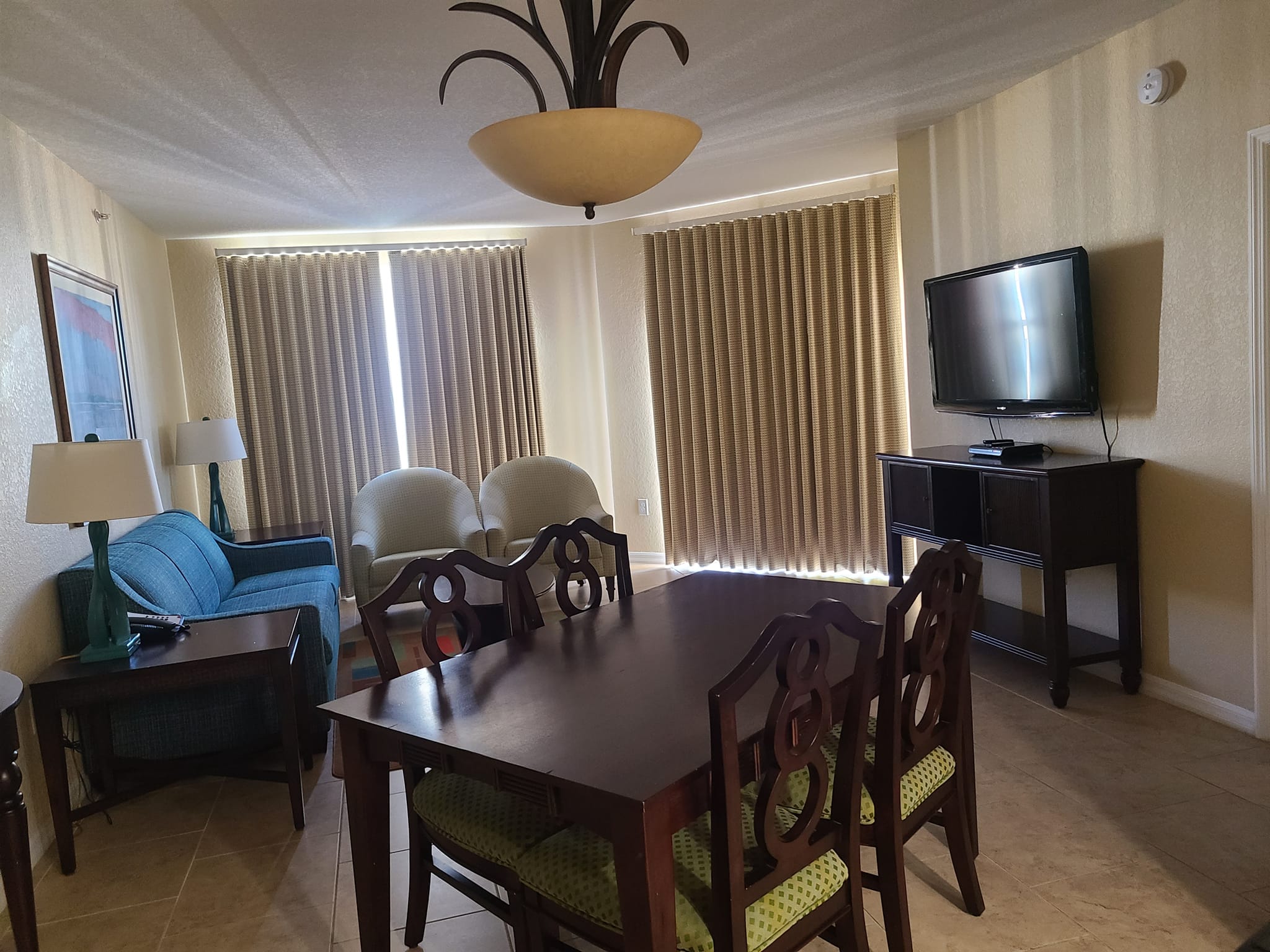 Vacation Village Voyages Membership dining