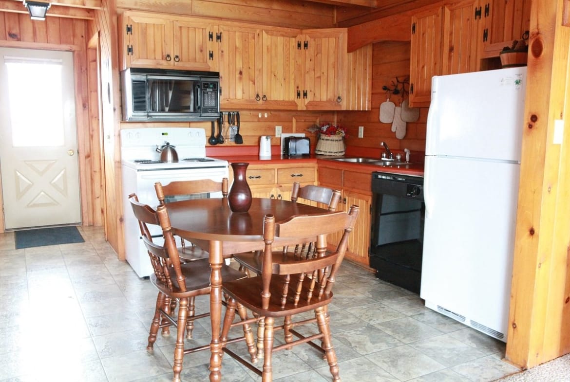 Vacationland Estates kitchen