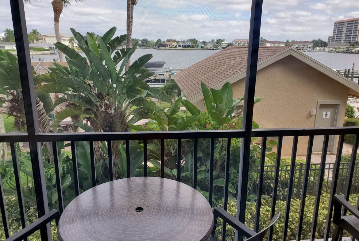 Vanderbilt Beach And Harbour Club balcony