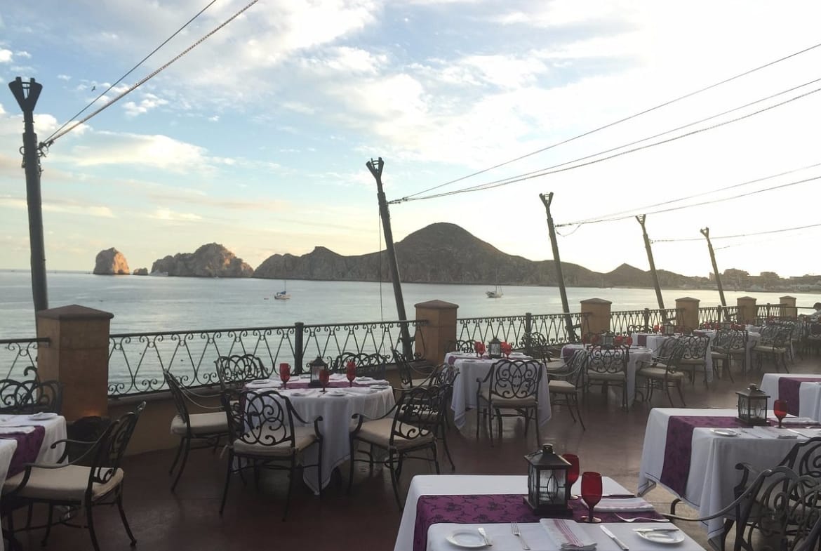 Villa Del Arco dining area