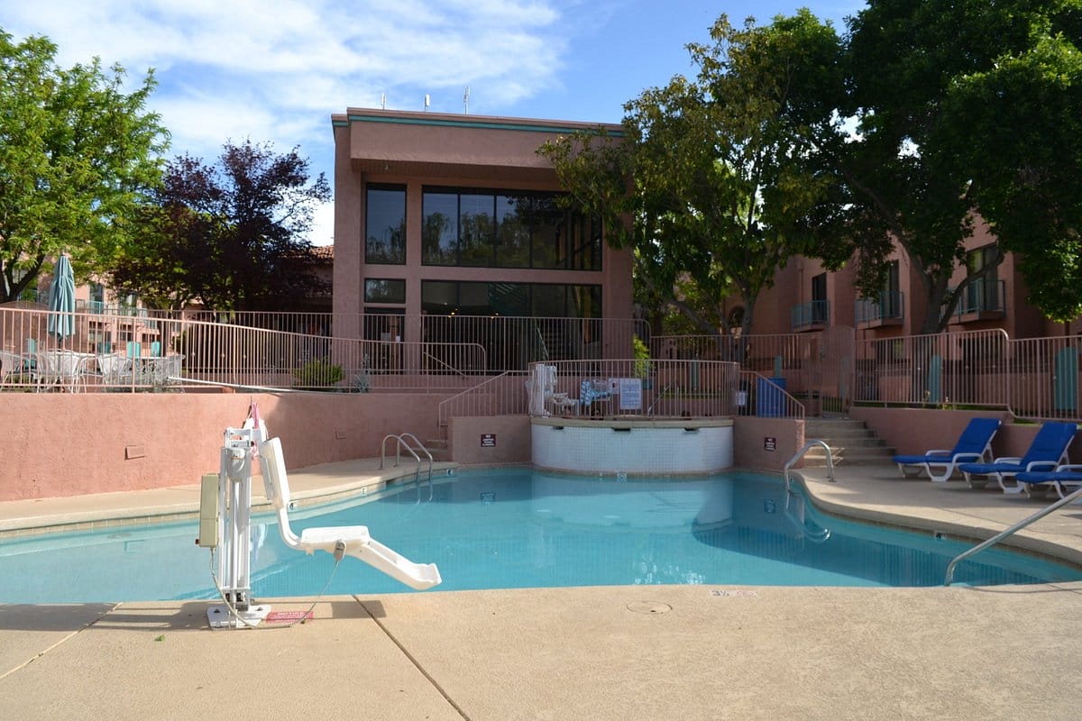 Villas Of Sedona pool hot tub