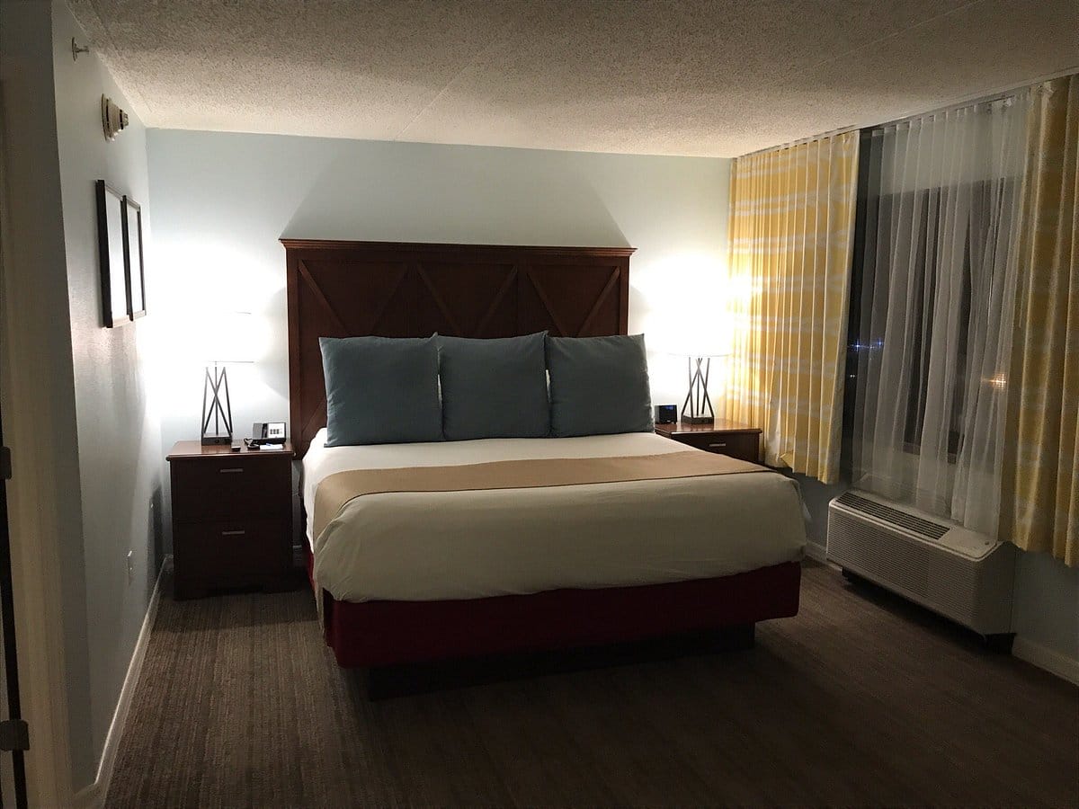 Wyndham Atlantic City At Skyline Tower bedroom