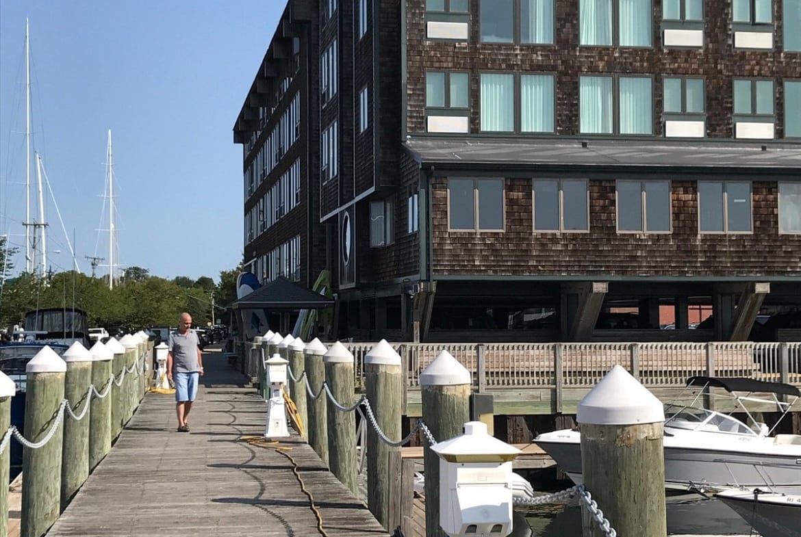 Wyndham Long Wharf Resort docks