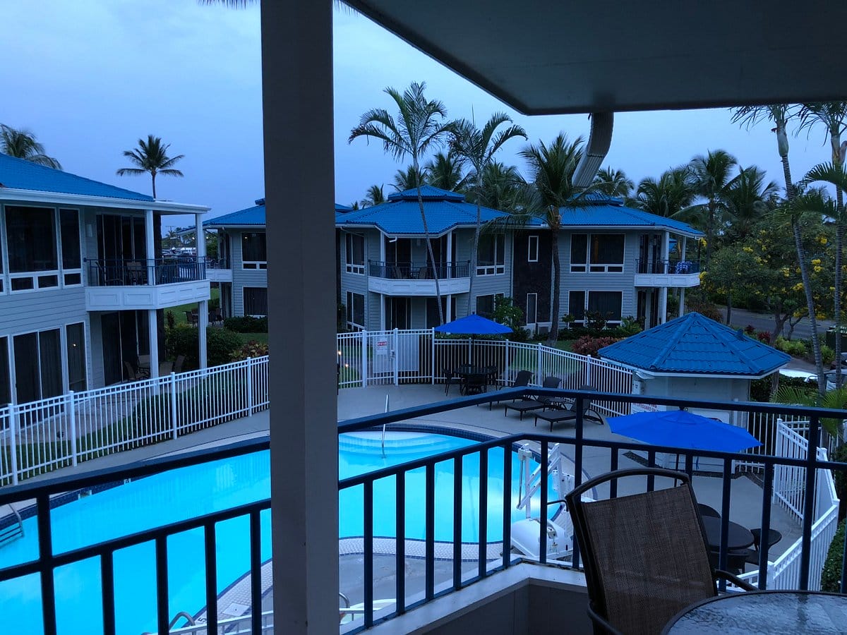 Wyndham Mauna Loa Village pool ext