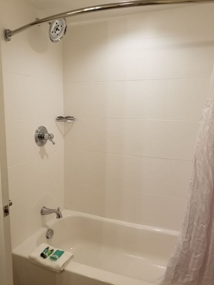 Wyndham Pagosa shower