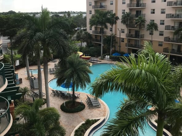 Wyndham Palm Aire pool