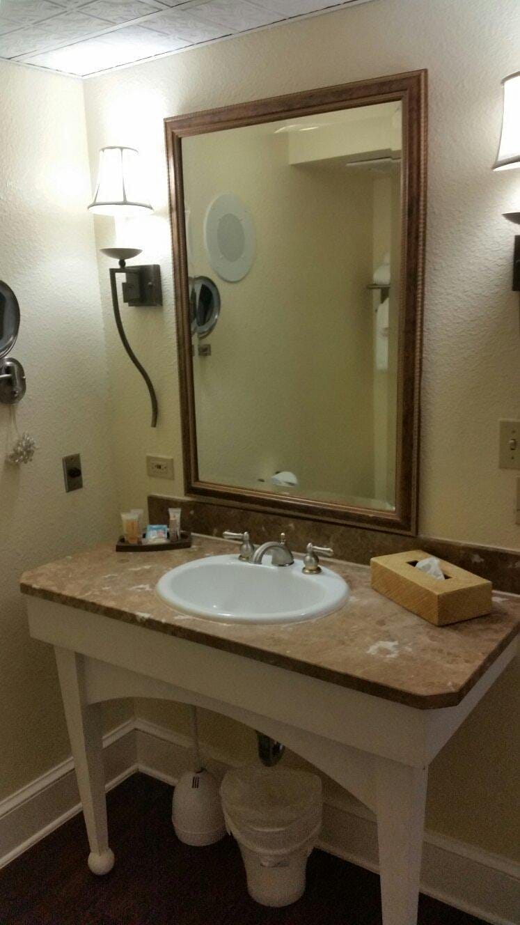 Wyndham Riverside Suites sink