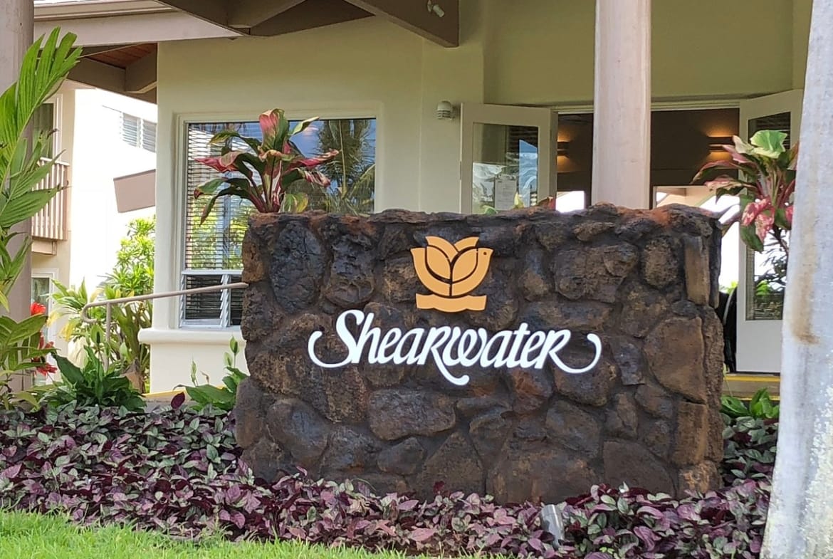 Wyndham Shearwater sign