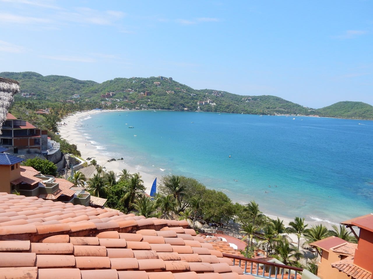 Embarc Zihuatanejo