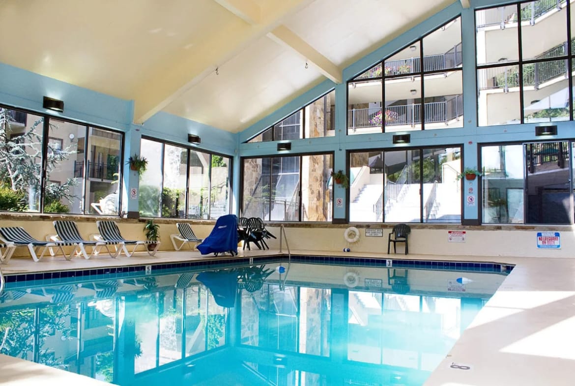 Gatlinburg Town Square Pool