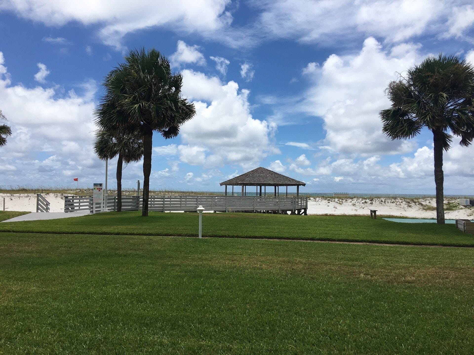 Holiday Beach Resort Destin