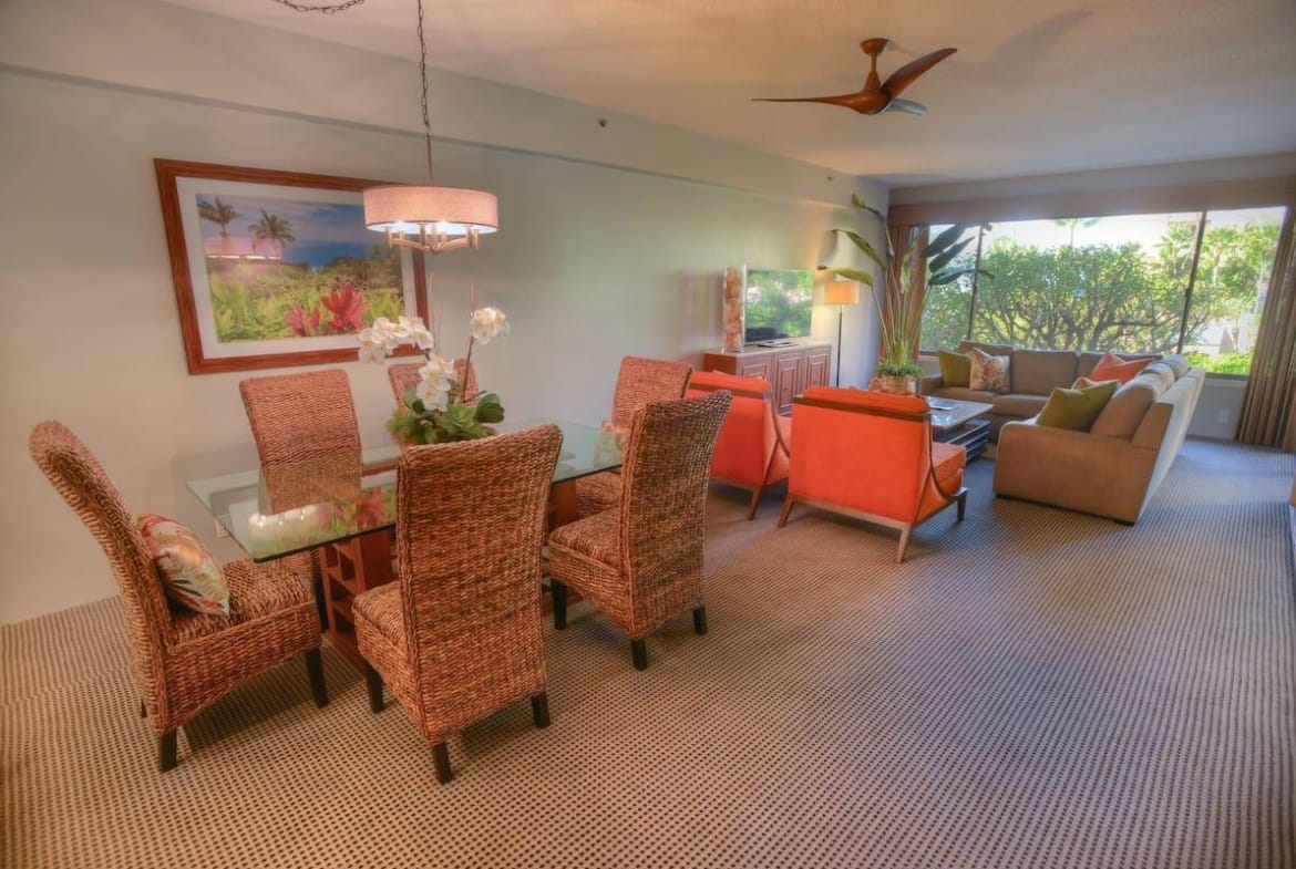 Sands Of Kahana Vacation Club dining area