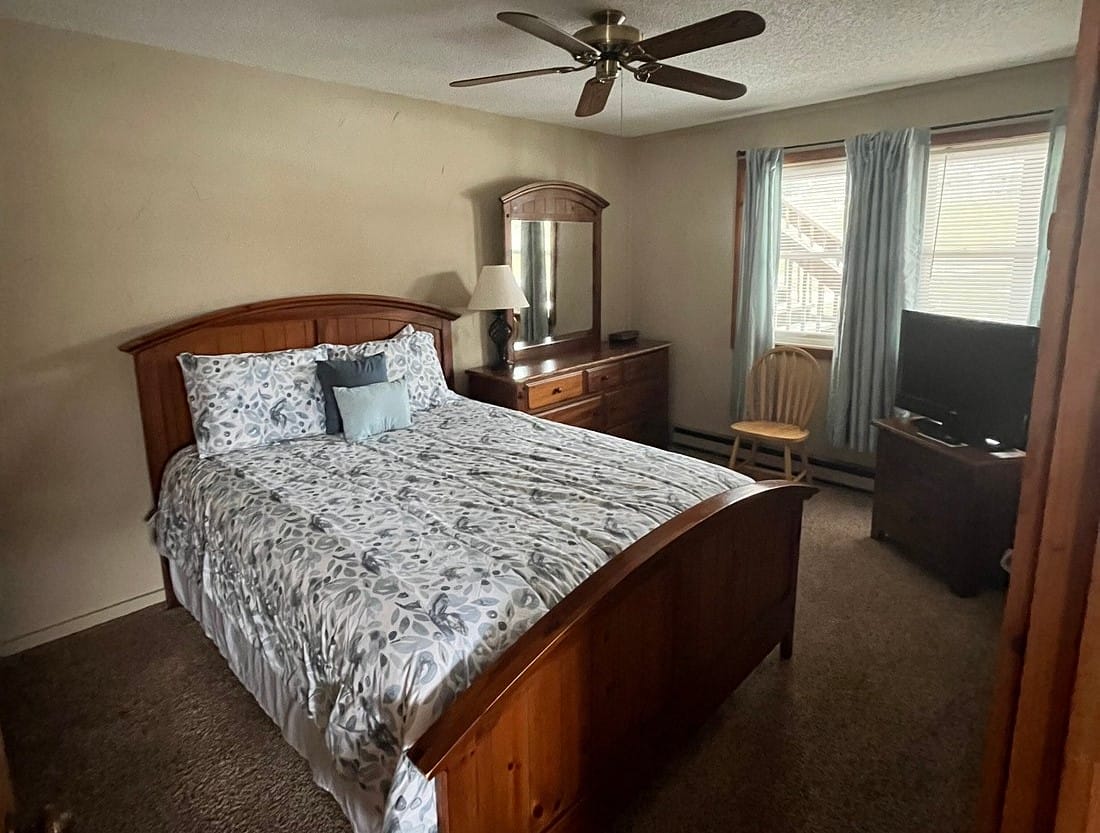 Willow Valley Resort Condo Bedroom