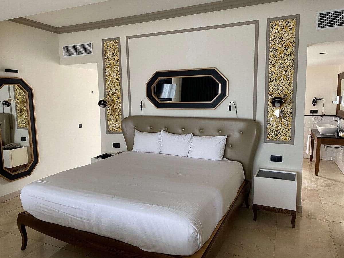 Grand Palladium Lady Hamilton Resort & Spa