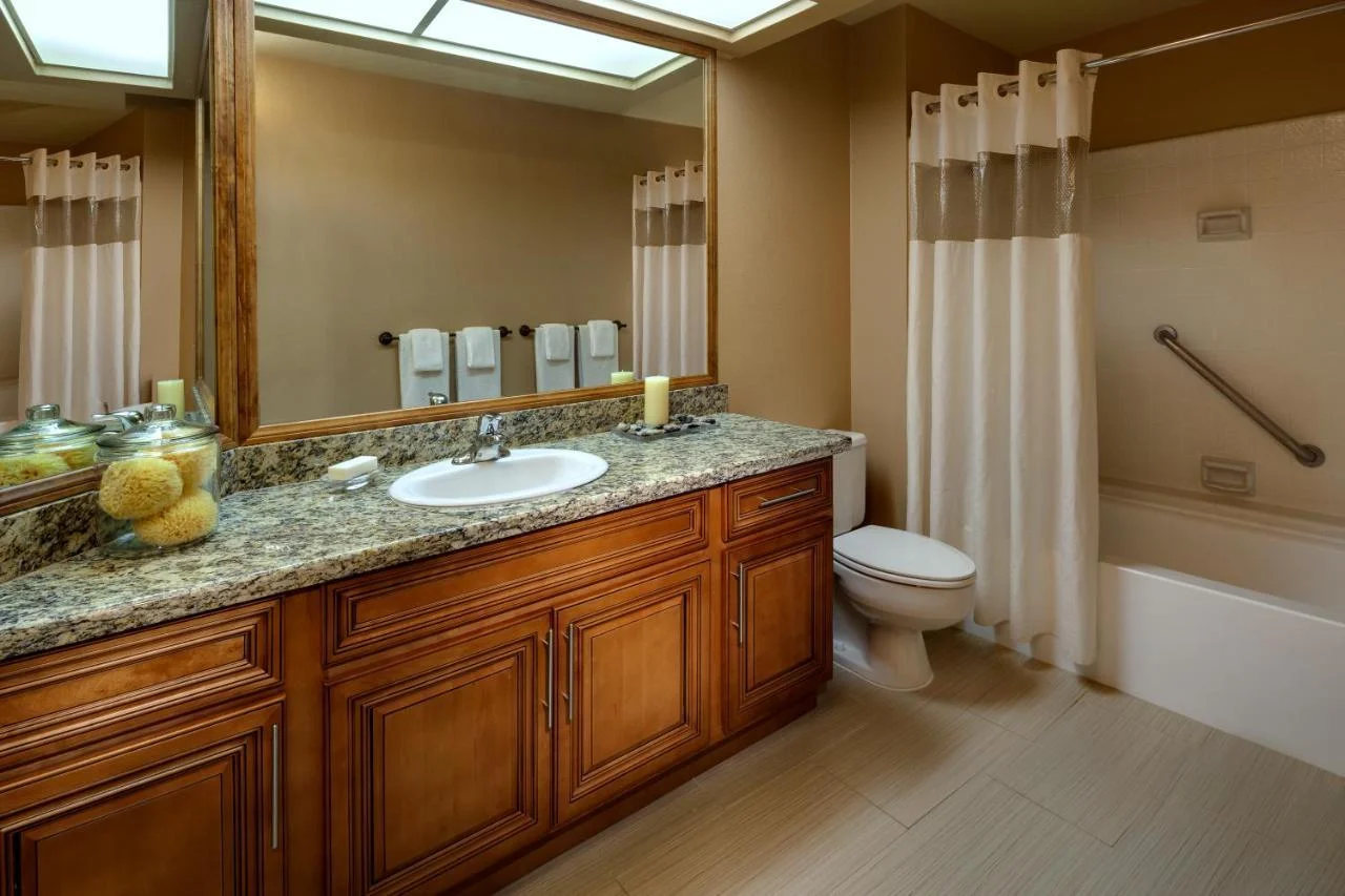 Hyatt Vacation Club at Desert Oasis Bathroom